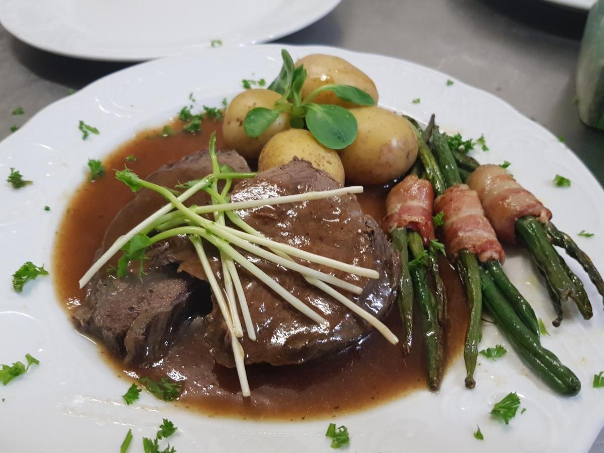 Zum Obstler - Gaststaette Und Pension เกรา ภายนอก รูปภาพ