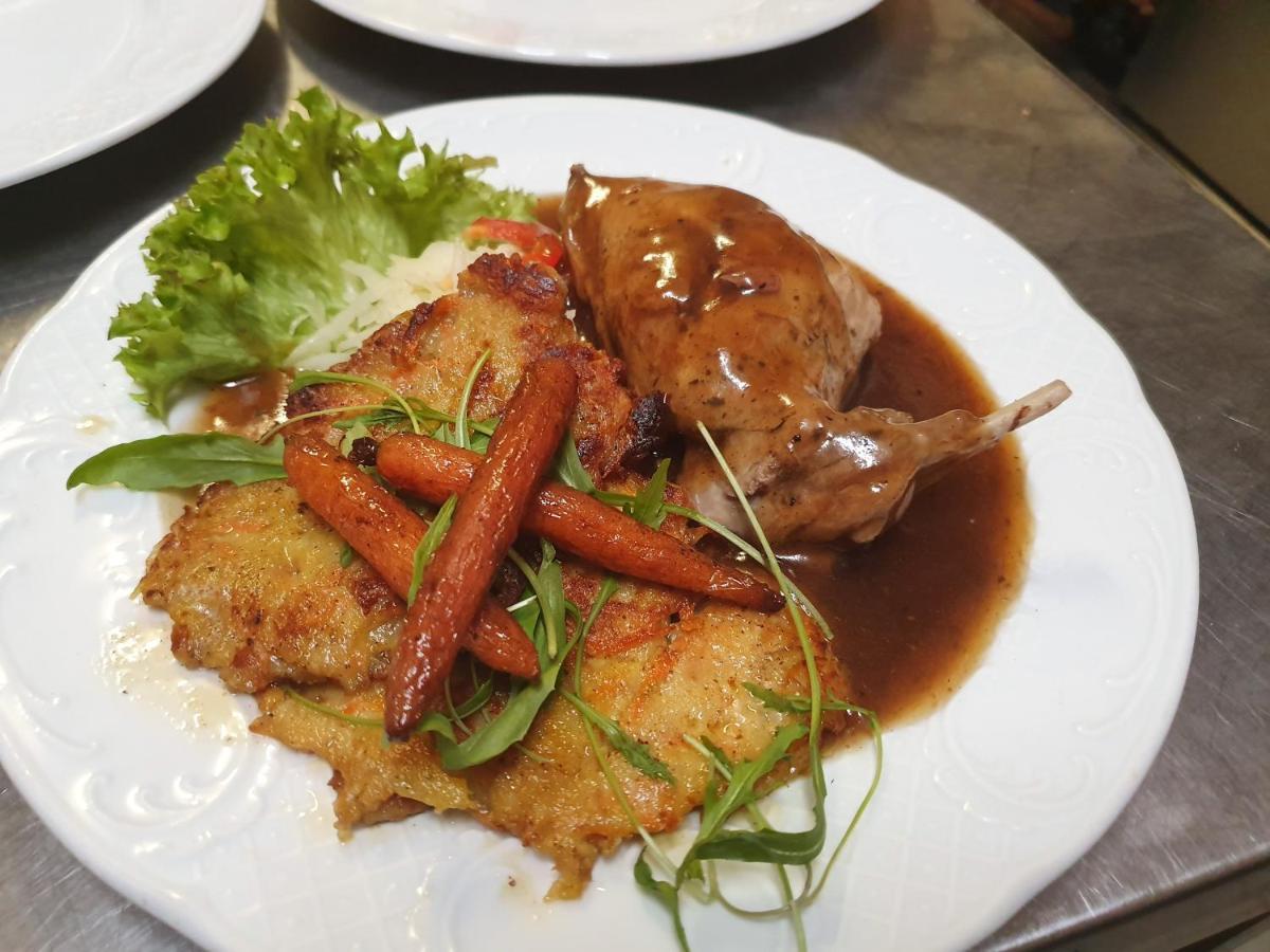 Zum Obstler - Gaststaette Und Pension เกรา ภายนอก รูปภาพ
