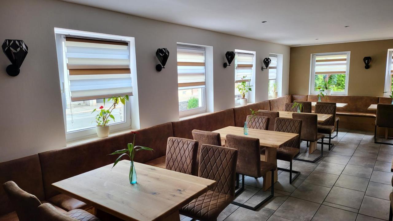 Zum Obstler - Gaststaette Und Pension เกรา ภายนอก รูปภาพ